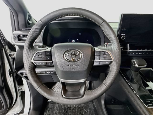 Certified 2026 Toyota Sienna Limited FWD image 13