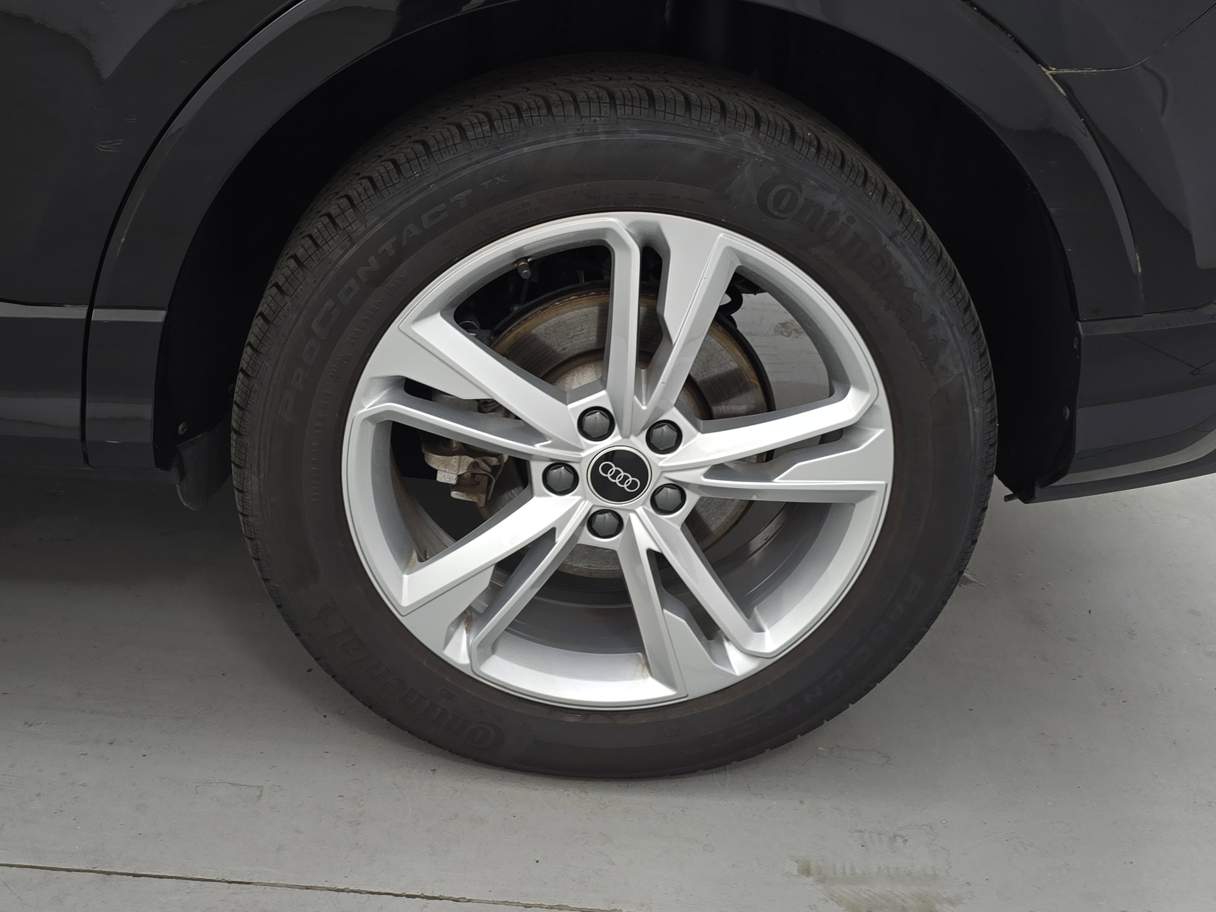 Used 2024 Audi Q3 2.0T Premium w/ Convenience Package image 34