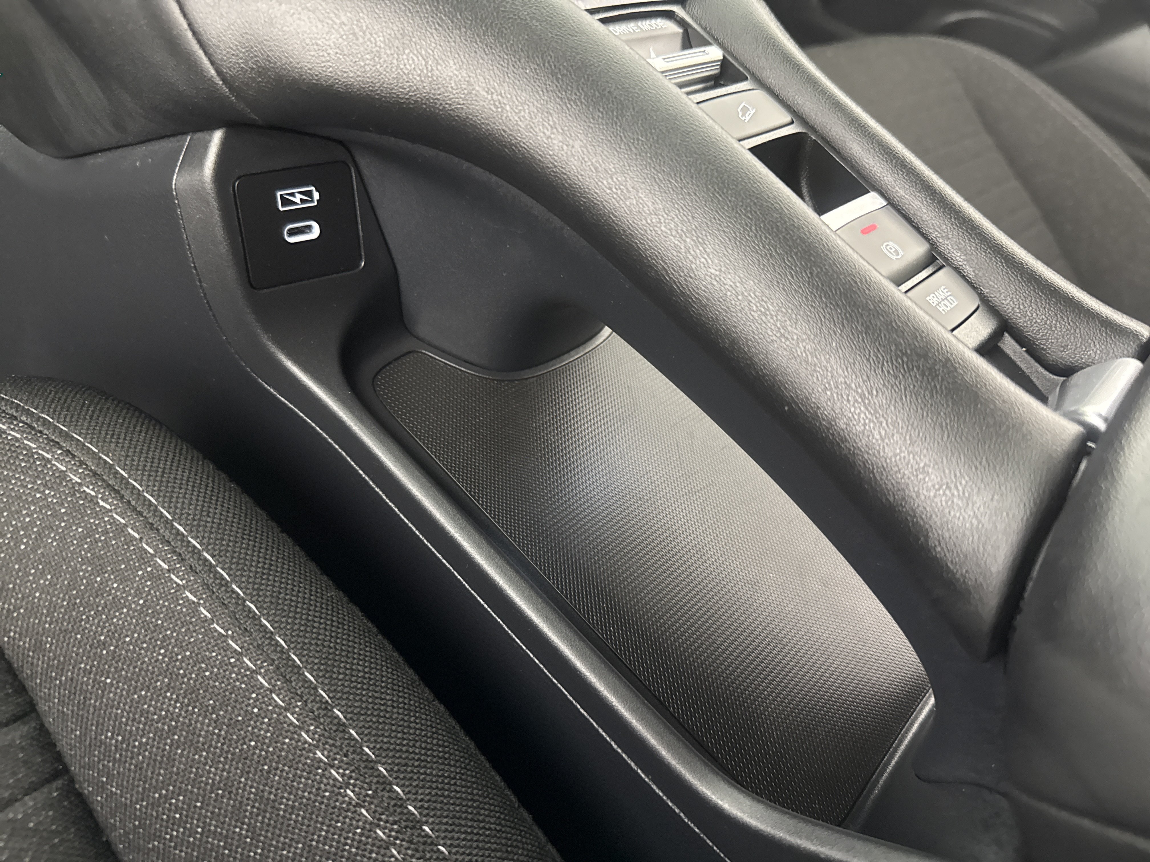 Certified 2026 Honda HR-V LX image 29