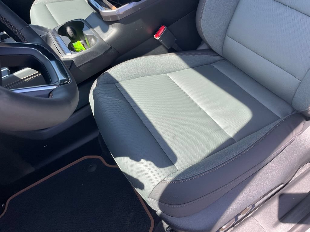 New 2026 GMC Terrain AT4 AWD/4WD image 24