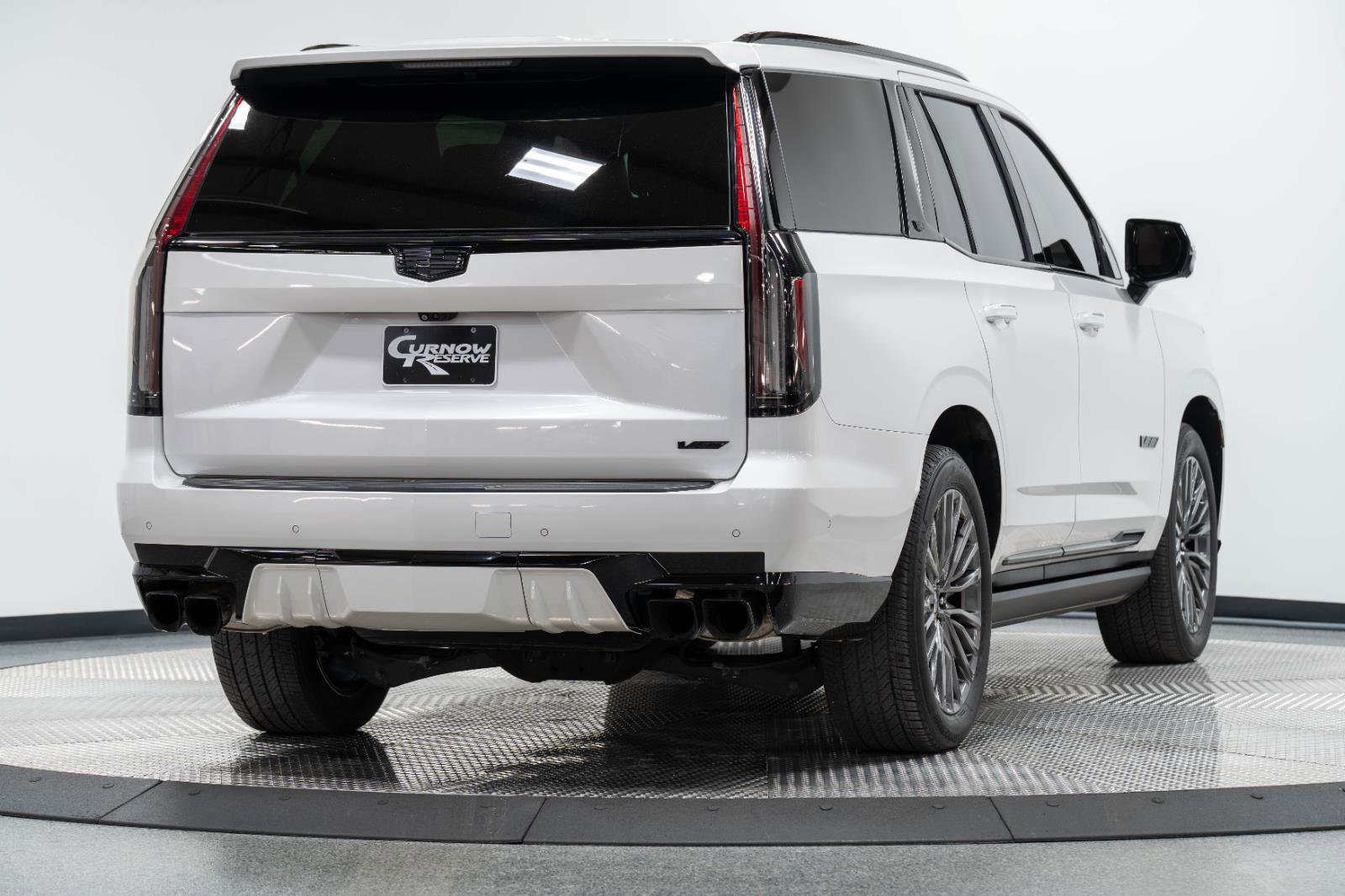 Used 2023 Cadillac Escalade V image 17