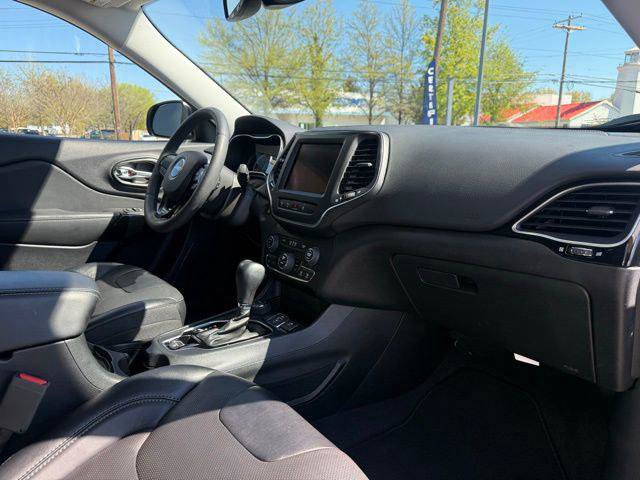 Certified 2023 Jeep Cherokee Altitude Lux image 44