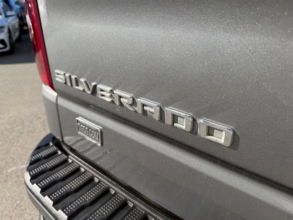 Used 2021 Chevrolet Silverado 1500 High Country w/ Safety Package II image 12