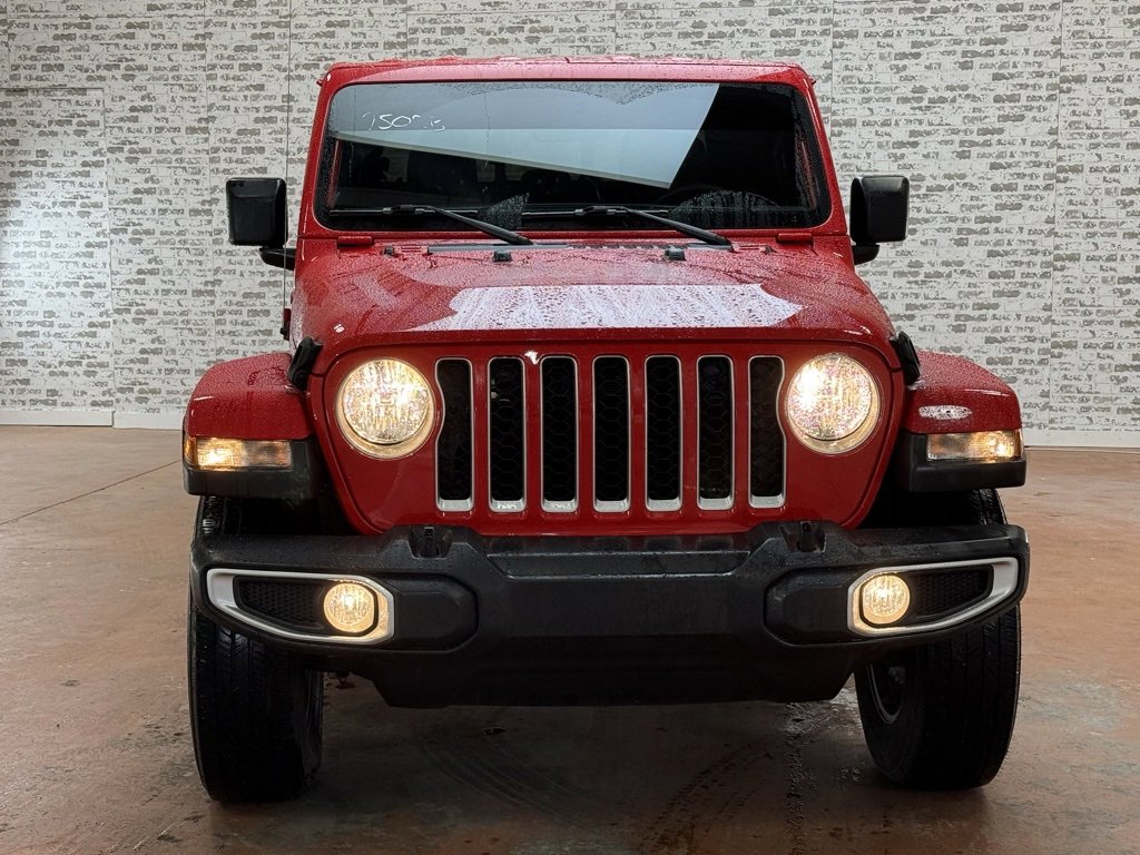 Used 2022 Jeep Gladiator Overland image 2