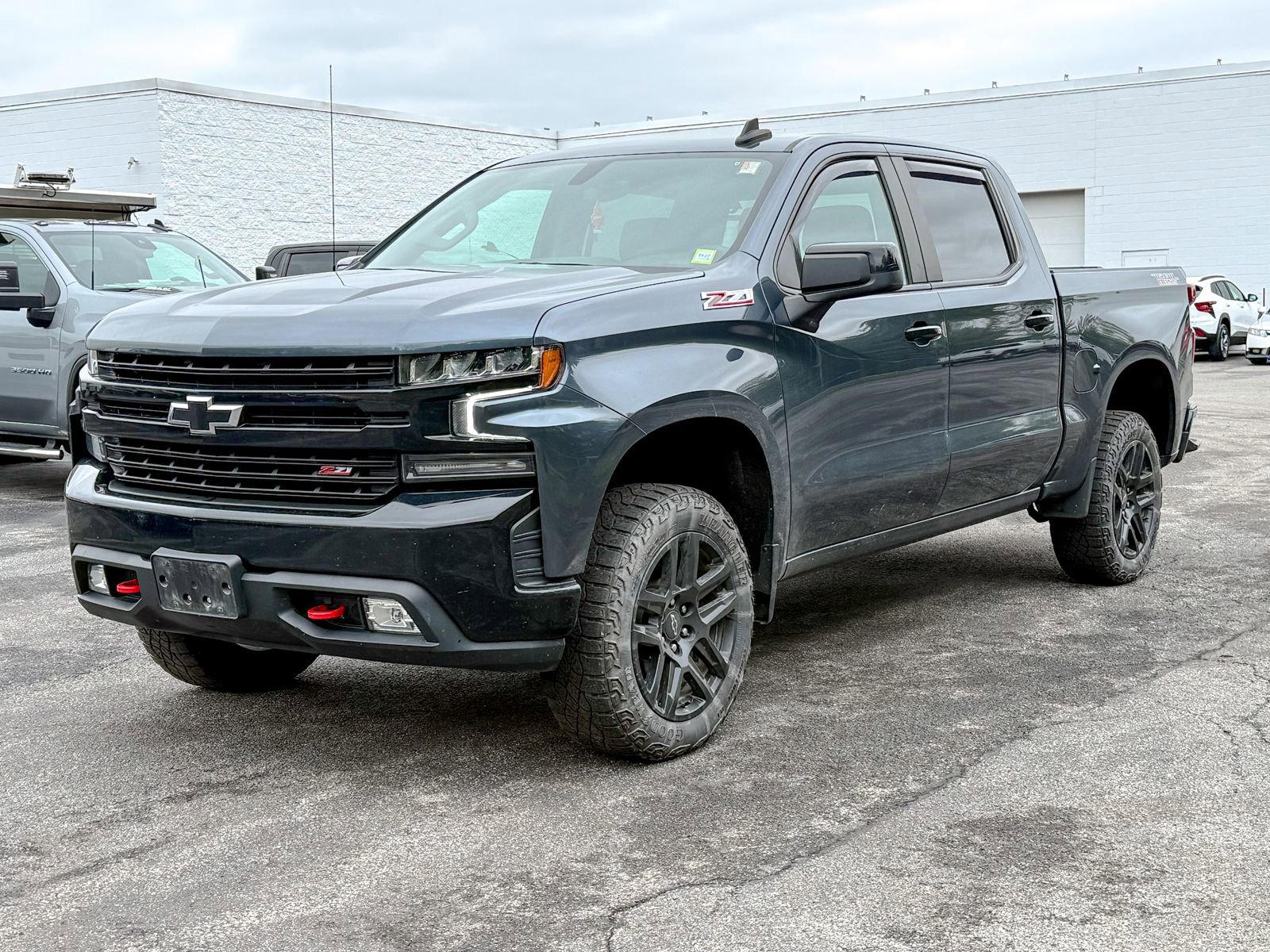 Certified 2022 Chevrolet Silverado 1500 LT Trail Boss w/ Bed Protection Package AWD/4WD image 3