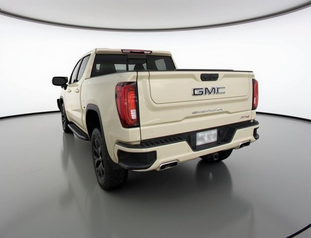 Used 2023 GMC Sierra 1500 AT4 w/ AT4 Preferred Package image 7