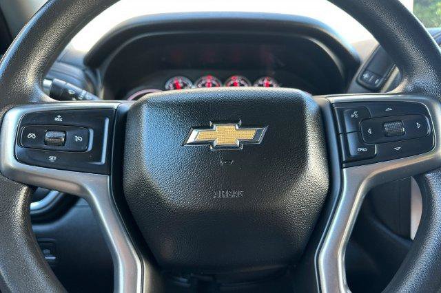 Used 2022 Chevrolet Silverado 2500 LT AWD/4WD image 22