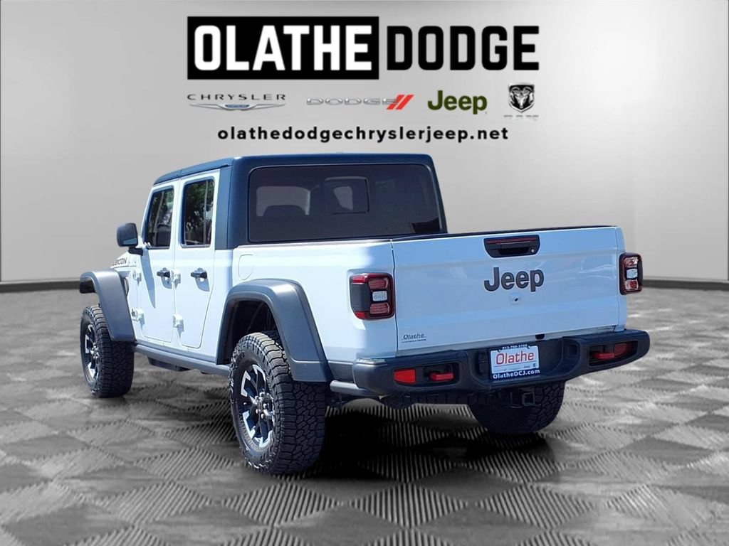 Used 2026 Jeep Gladiator Rubicon w/ Steel Power Dome Hood Package AWD/4WD image 5