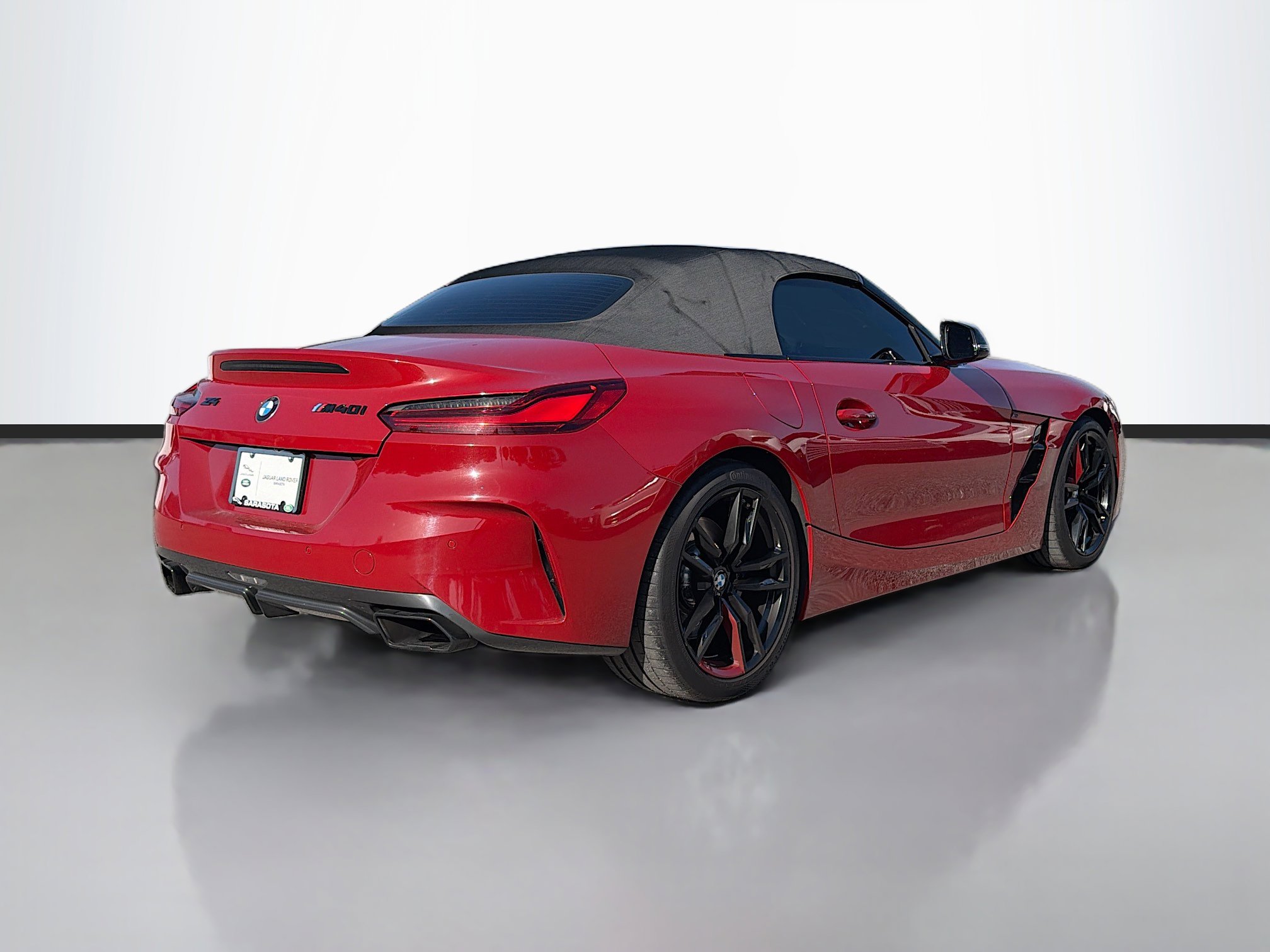 Used 2020 BMW Z4 M40i w/ Executive Package image 5