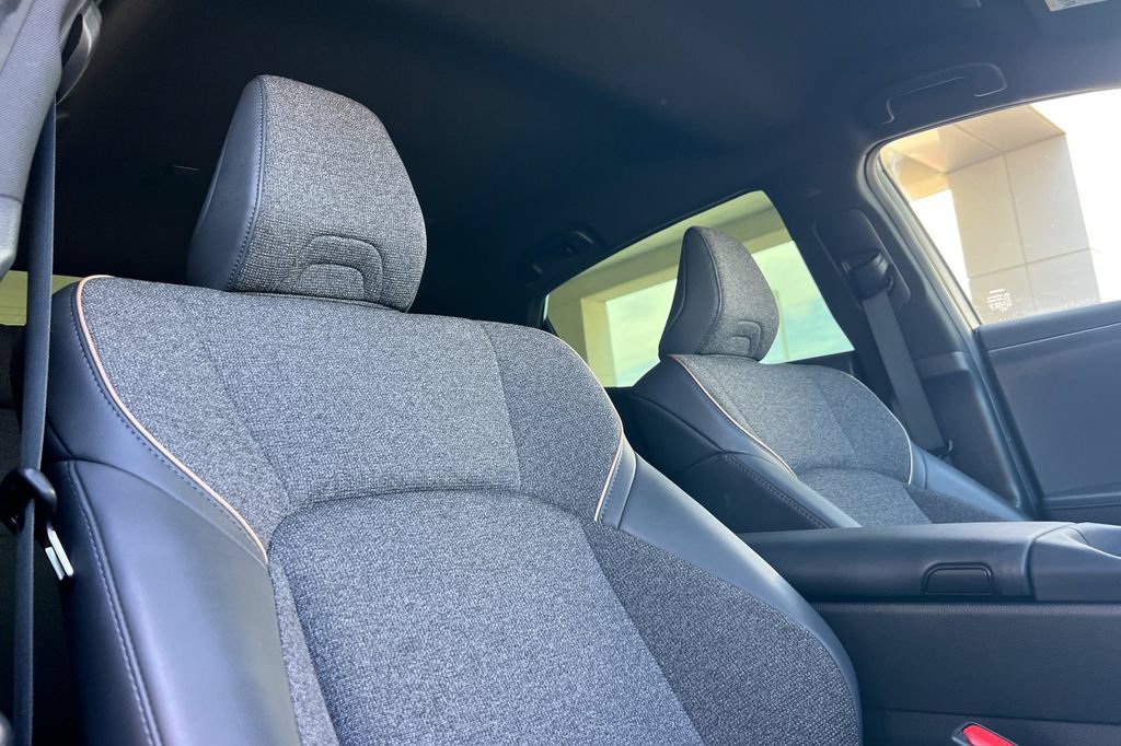 Certified 2023 Toyota Crown AWD/4WD image 18