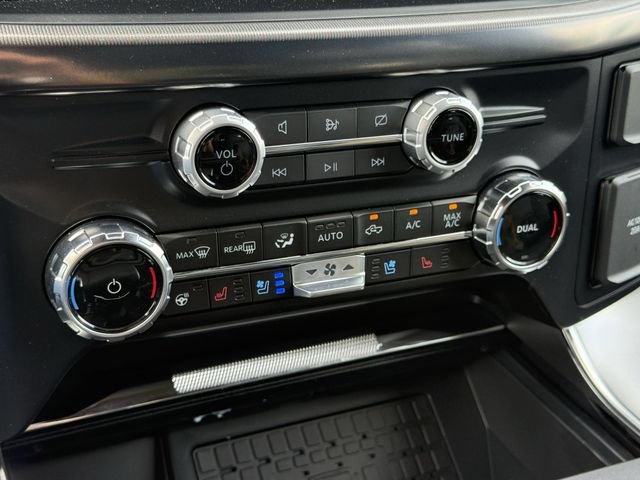 Used 2024 Ford F150 Platinum AWD/4WD image 16