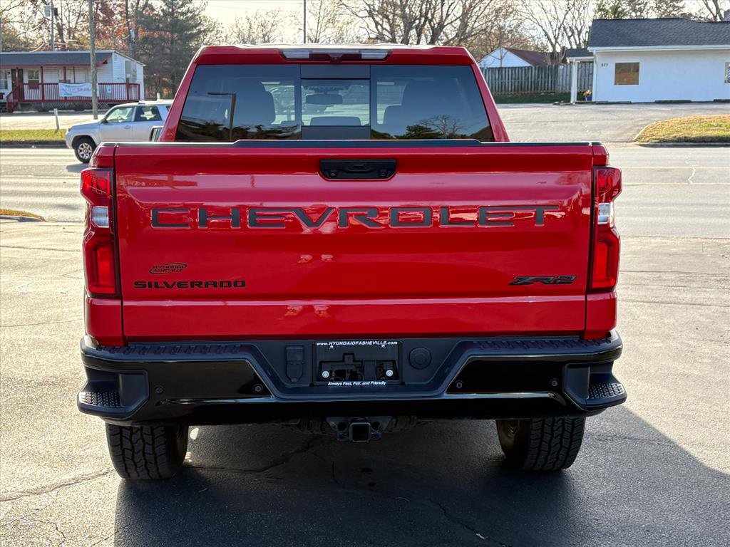 Used 2023 Chevrolet Silverado 1500 ZR2 w/ LPO, Dark Essentials Package image 4