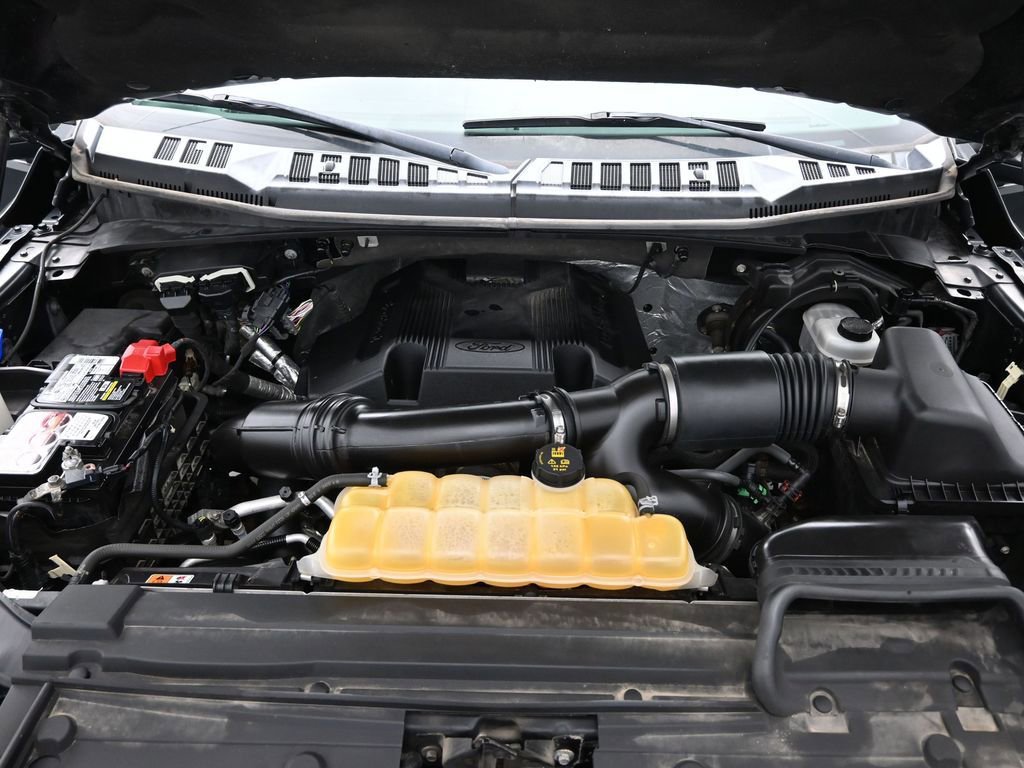 Used 2017 Ford F150 XLT w/ XTR Package image 27