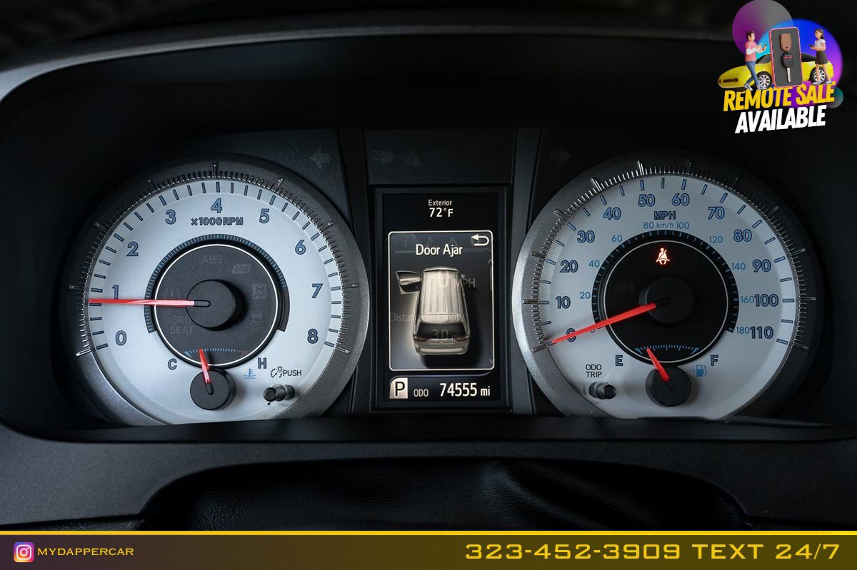 Used 2017 Toyota Sienna SE FWD image 25