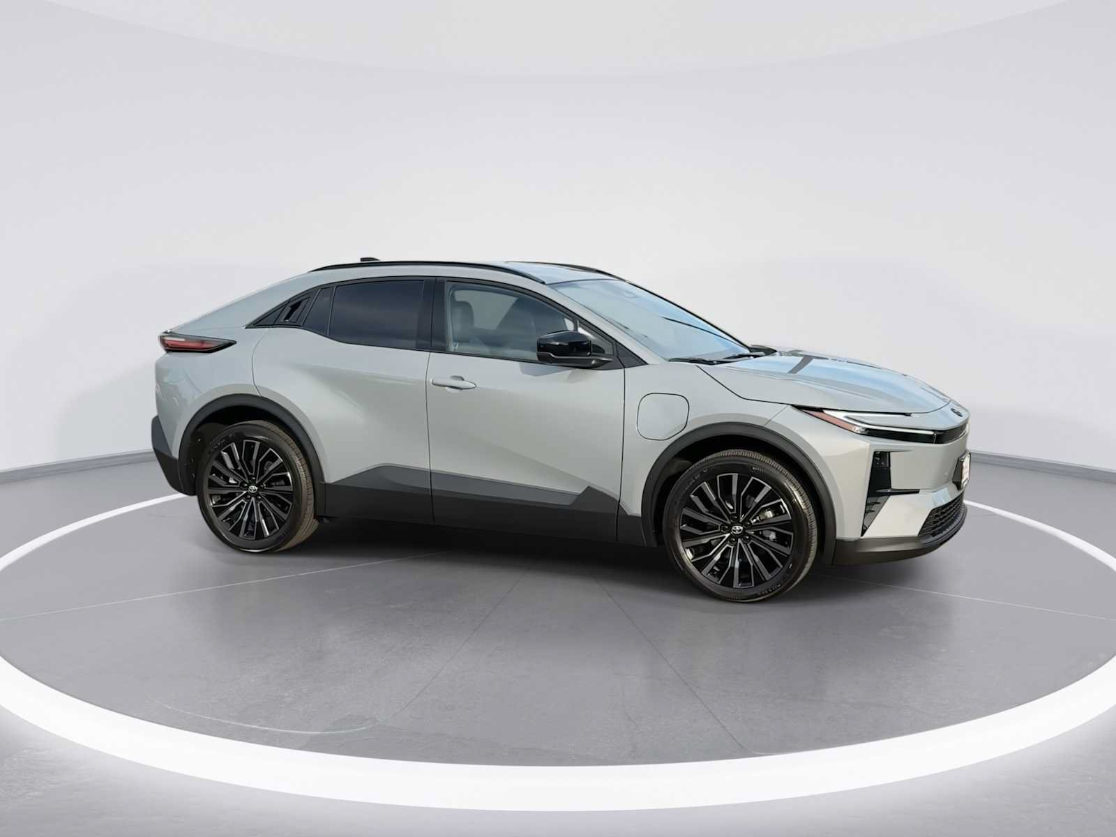 Certified 2026 Toyota C-HR AWD/4WD image 9