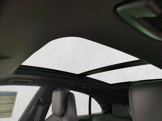 New 2026 Porsche Macan Electric image 28