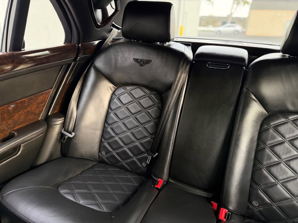 Used 2013 Bentley Mulsanne image 50