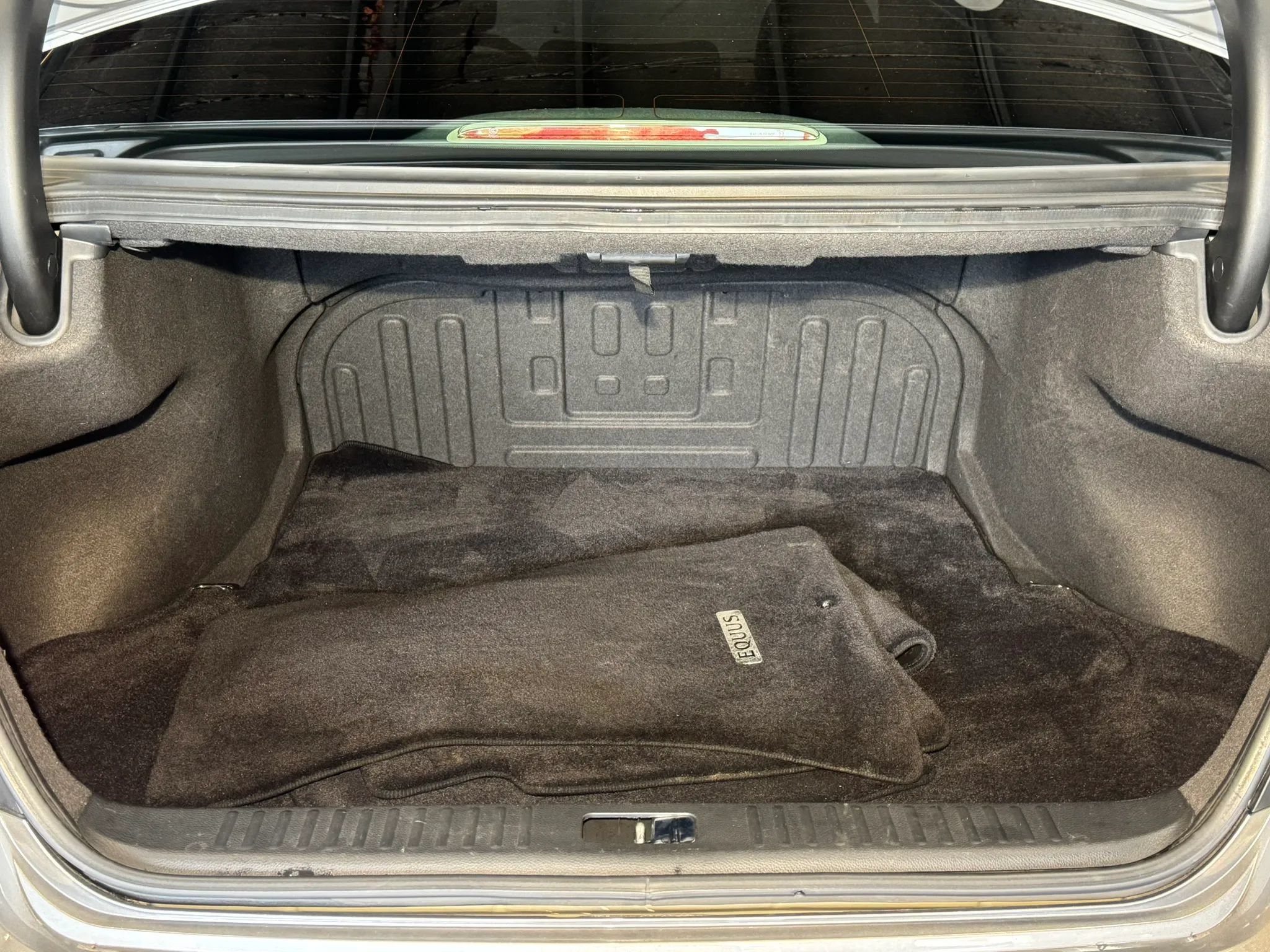 Used 2012 Hyundai Equus Signature RWD image 37