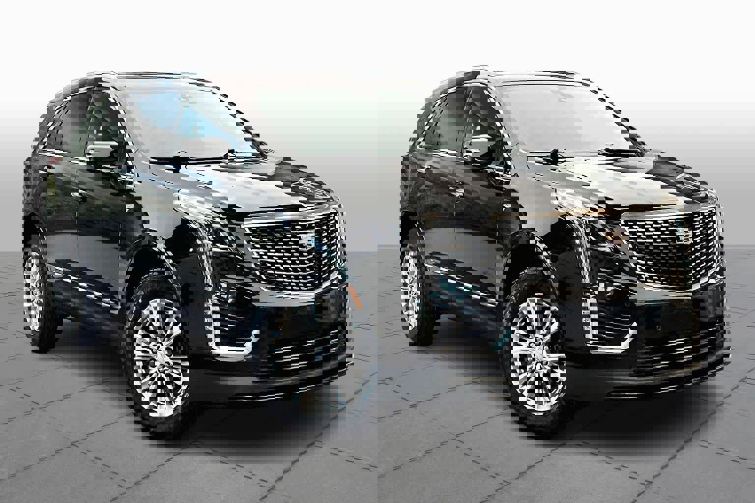 Used 2022 Cadillac XT5 Luxury image 3