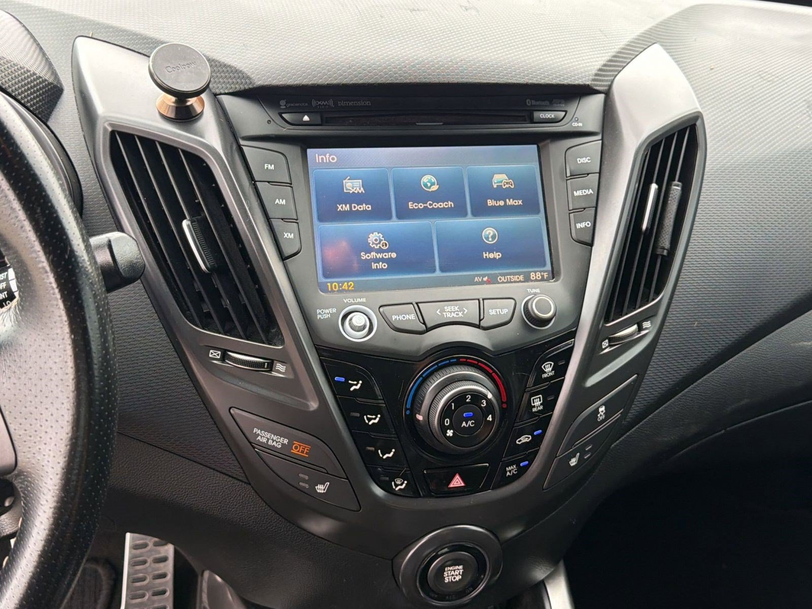 Used 2016 Hyundai Veloster Turbo FWD image 24