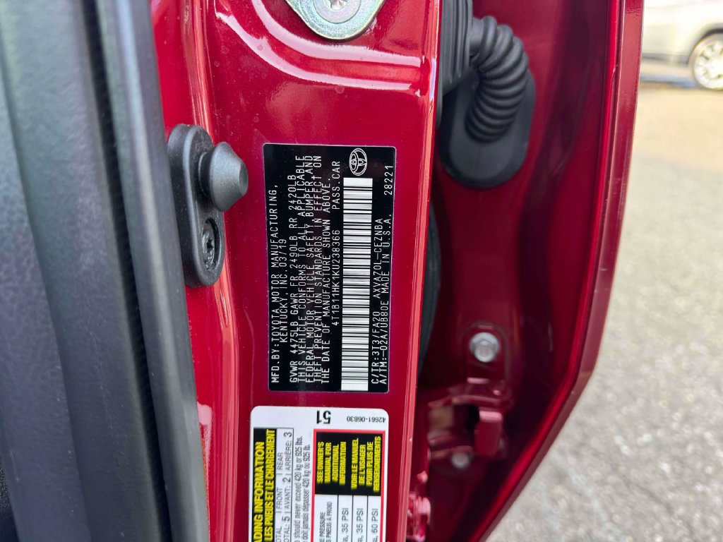 Used 2019 Toyota Camry LE FWD image 33