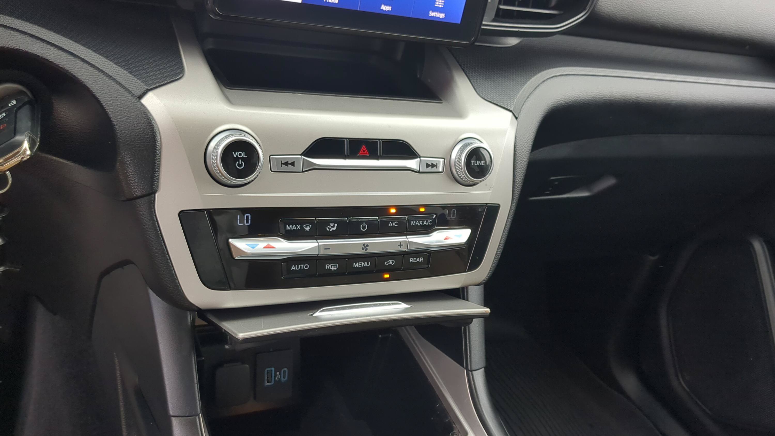 Used 2021 Ford Explorer 2WD image 17