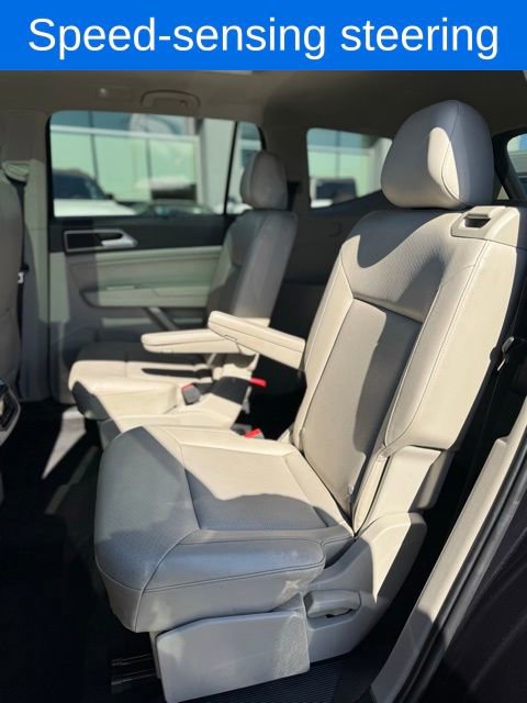 Used 2018 Volkswagen Atlas SEL w/ R-Line Package AWD/4WD image 24