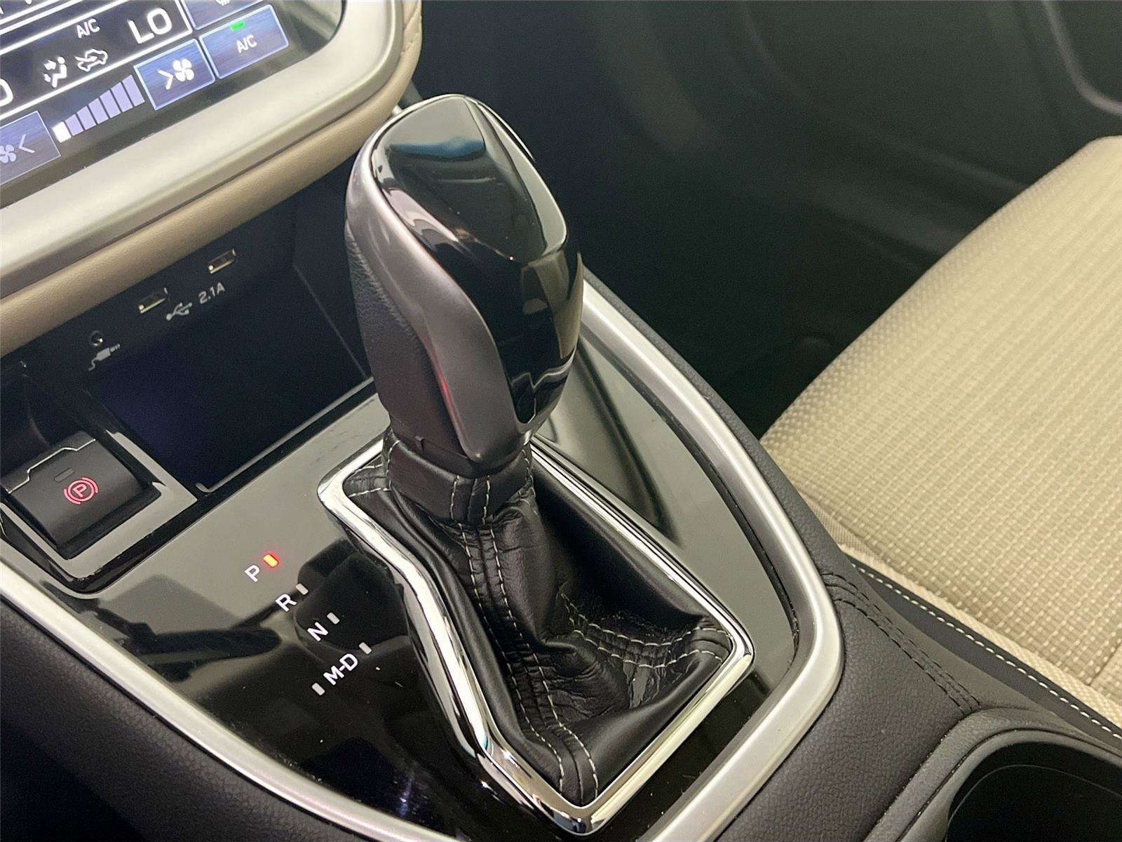 Used 2020 Subaru Outback Premium image 16