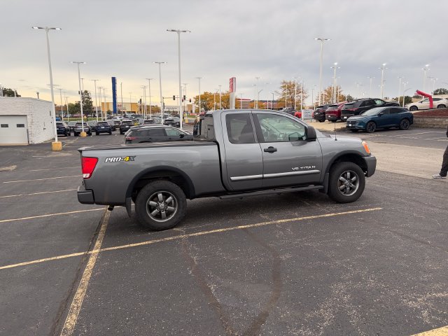 Used 2015 Nissan Titan PRO-4X AWD/4WD image 8