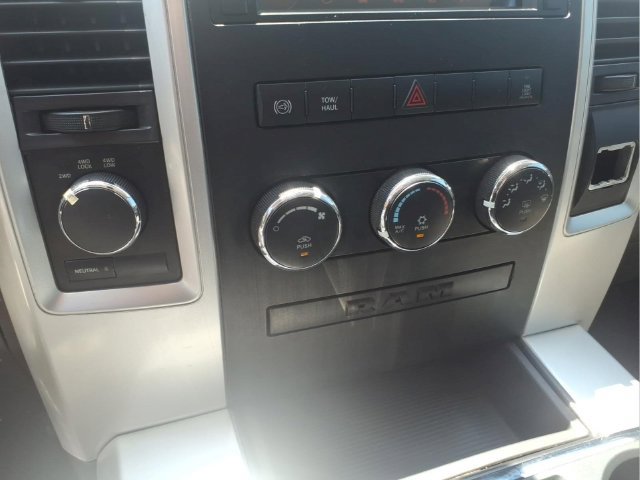 Used 2011 RAM 2500 SLT w/ Cold Weather Group AWD/4WD image 25