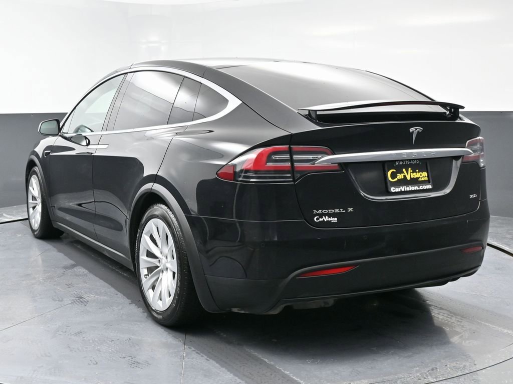 Used 2018 Tesla Model X 75D image 6