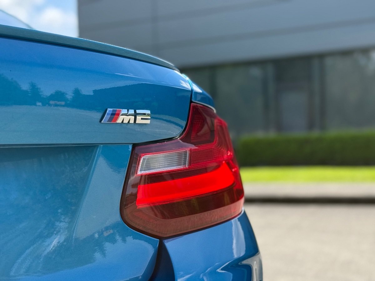 Used 2017 BMW M2 RWD image 5