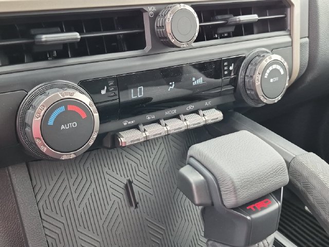 New 2026 Toyota Tacoma TRD Off-Road AWD/4WD image 17