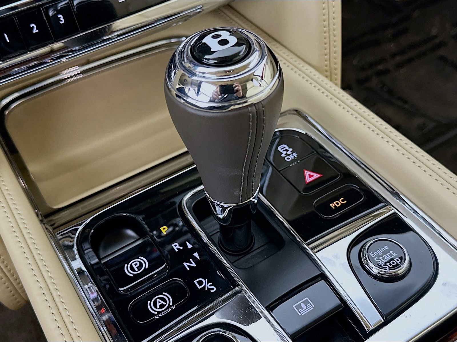 Used 2011 Bentley Mulsanne RWD image 20