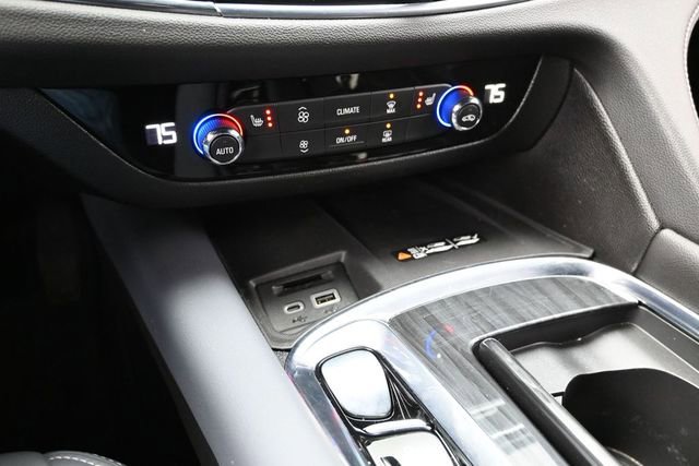 Used 2023 Buick Enclave Essence FWD image 49