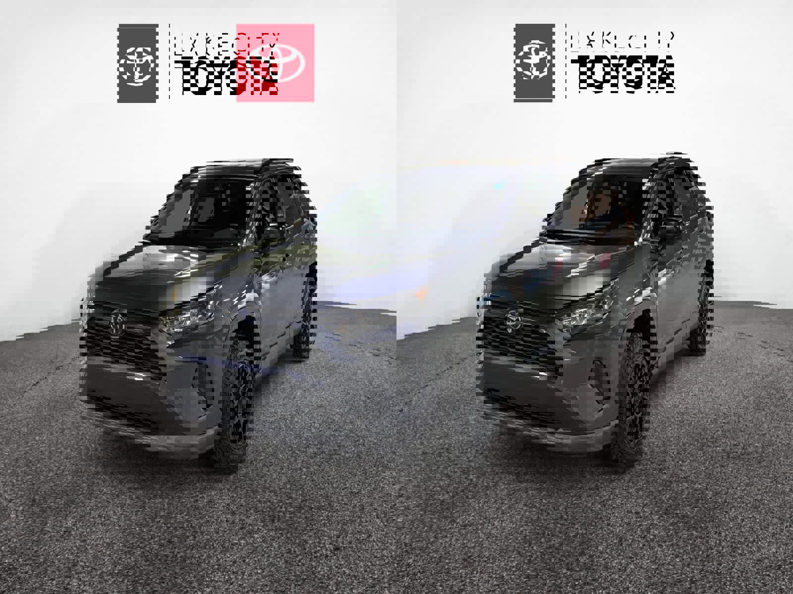 Used 2021 Toyota RAV4 LE image 1