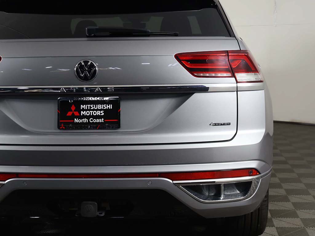 Used 2023 Volkswagen Atlas Cross Sport SEL Premium R-Line AWD/4WD image 19