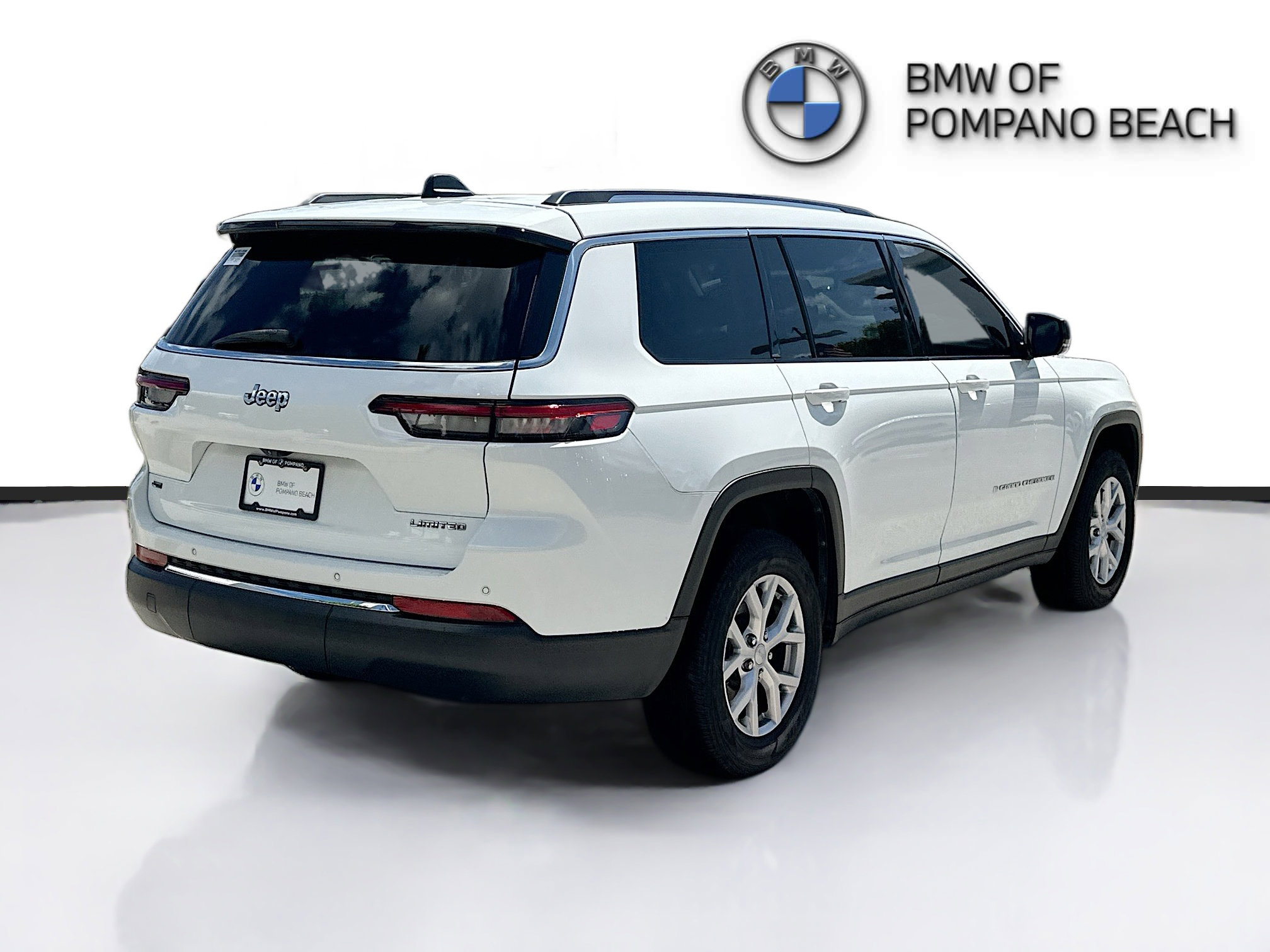 Used 2022 Jeep Grand Cherokee L Limited RWD image 7