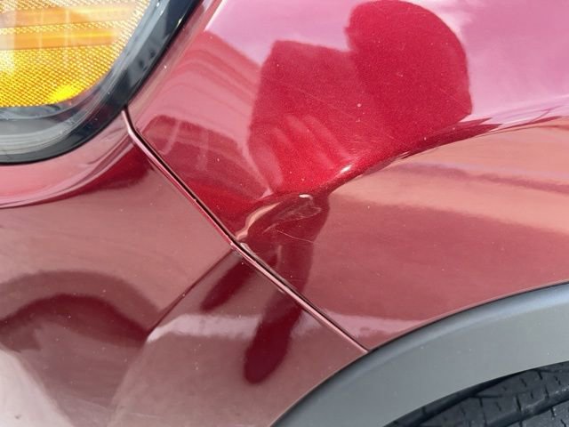 Used 2019 Jeep Cherokee Latitude Plus w/ Comfort/Convenience Group image 5