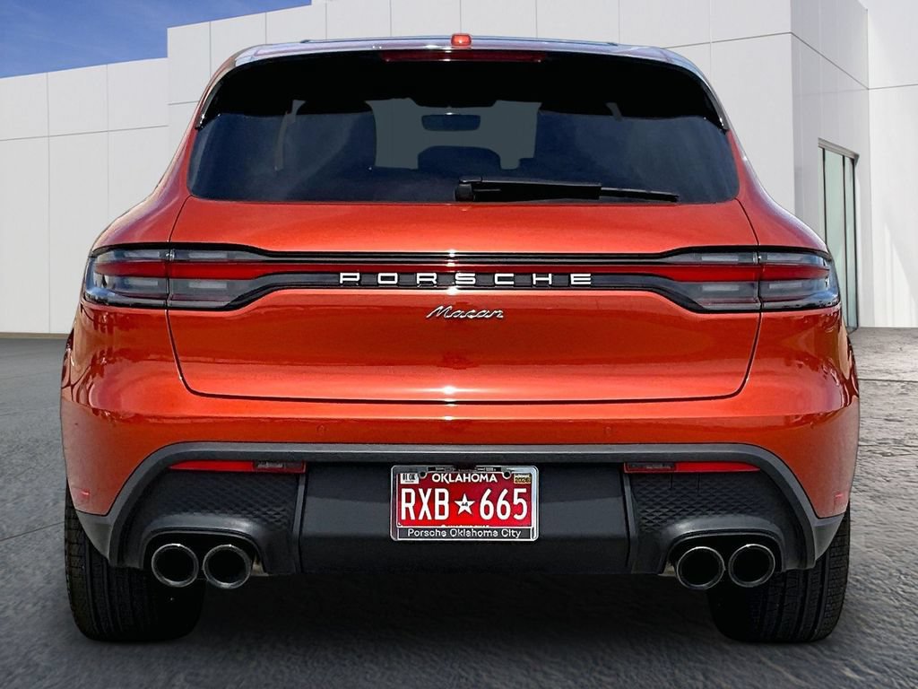 Certified 2025 Porsche Macan AWD/4WD image 6