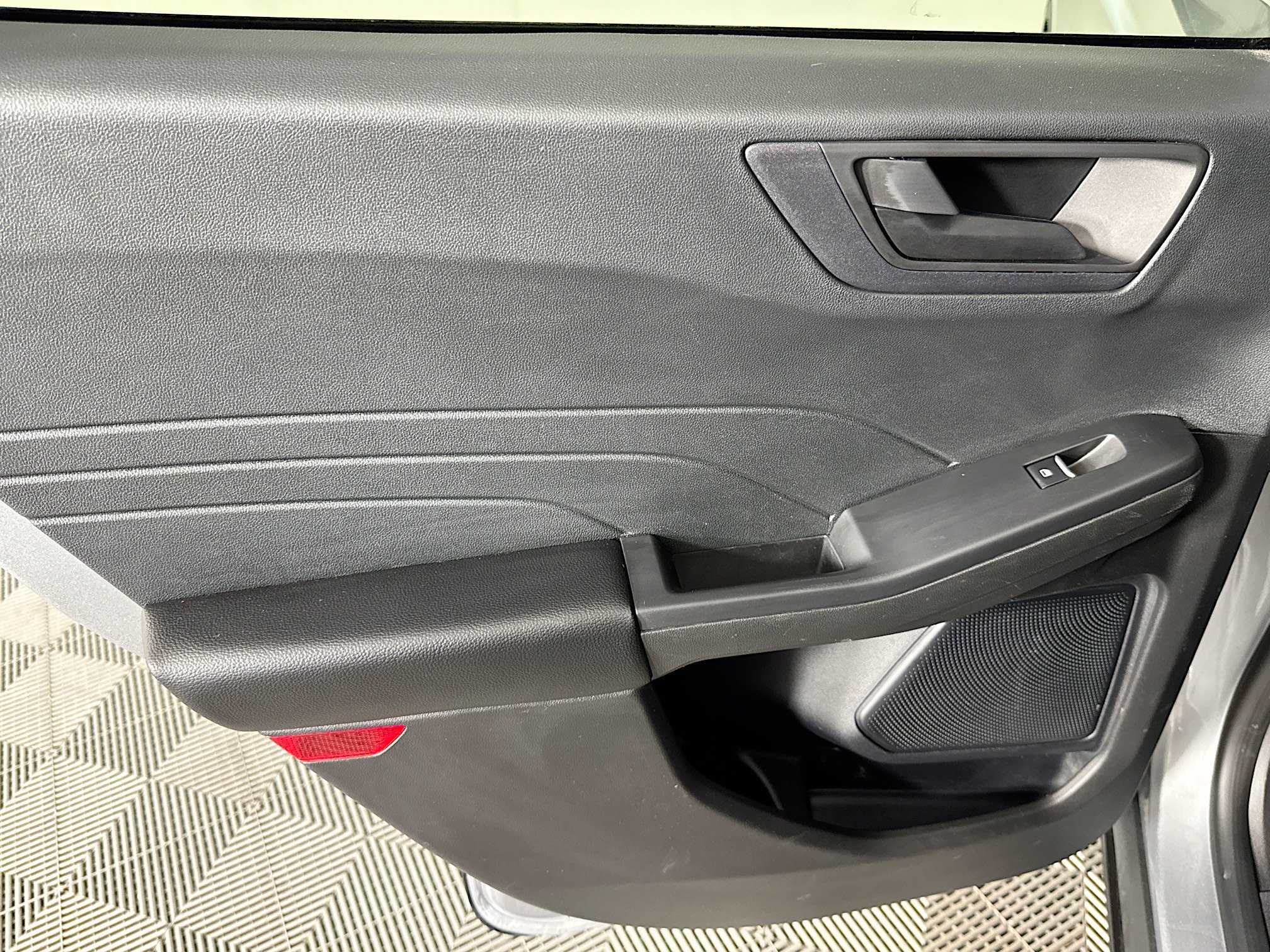 Used 2023 Ford Escape Active w/ Tech Pack #1 FWD image 24