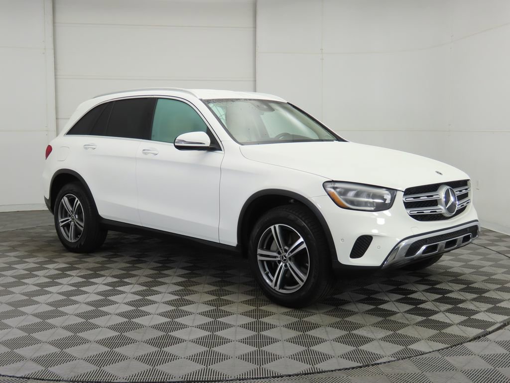 Used 2021 Mercedes-Benz GLC 300 4MATIC image 3
