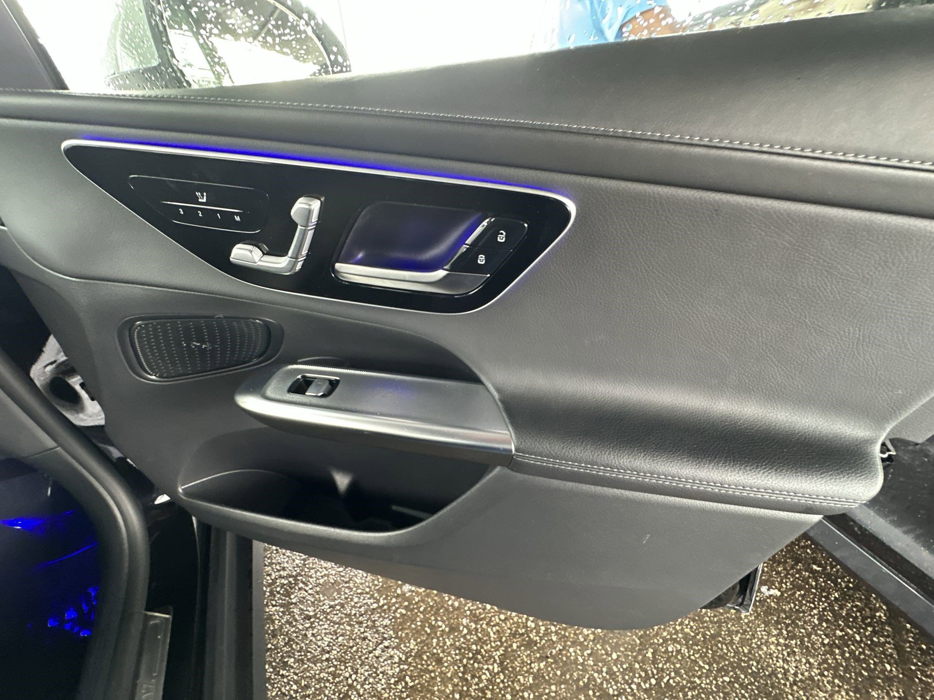 Used 2024 Mercedes-Benz GLC 300 image 28