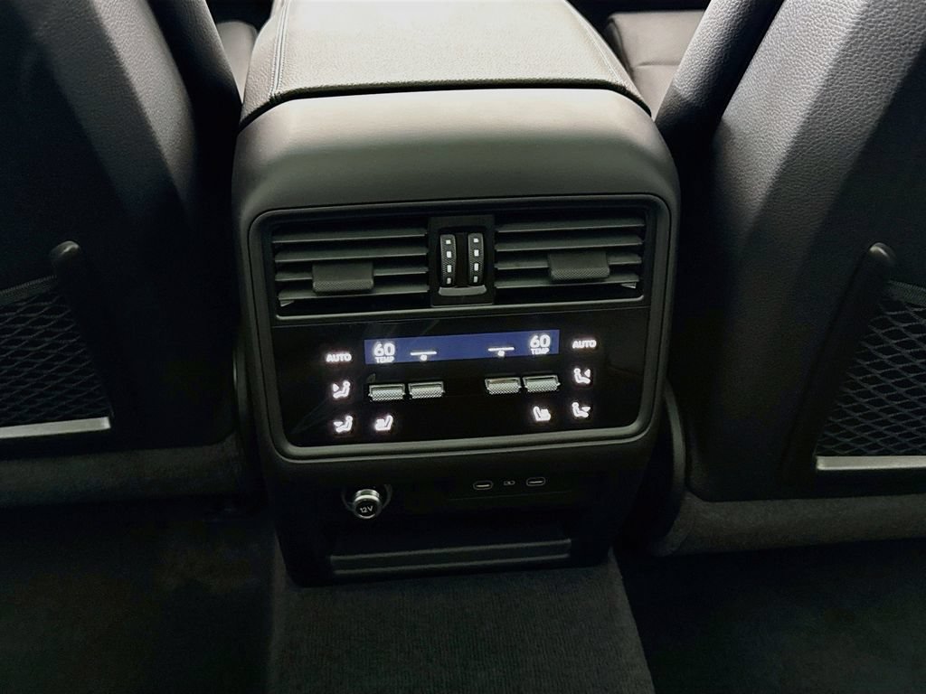 New 2026 Porsche Cayenne AWD/4WD image 27