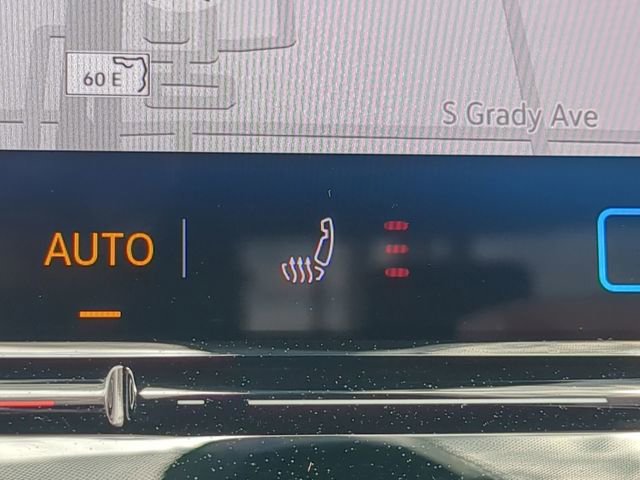 Certified 2025 Volkswagen ID.4 Pro RWD image 24