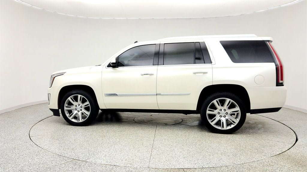 Used 2015 Cadillac Escalade Luxury AWD/4WD image 8