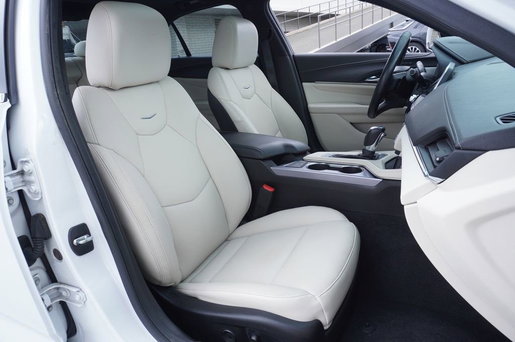 Certified 2023 Cadillac CT4 Premium Luxury image 12