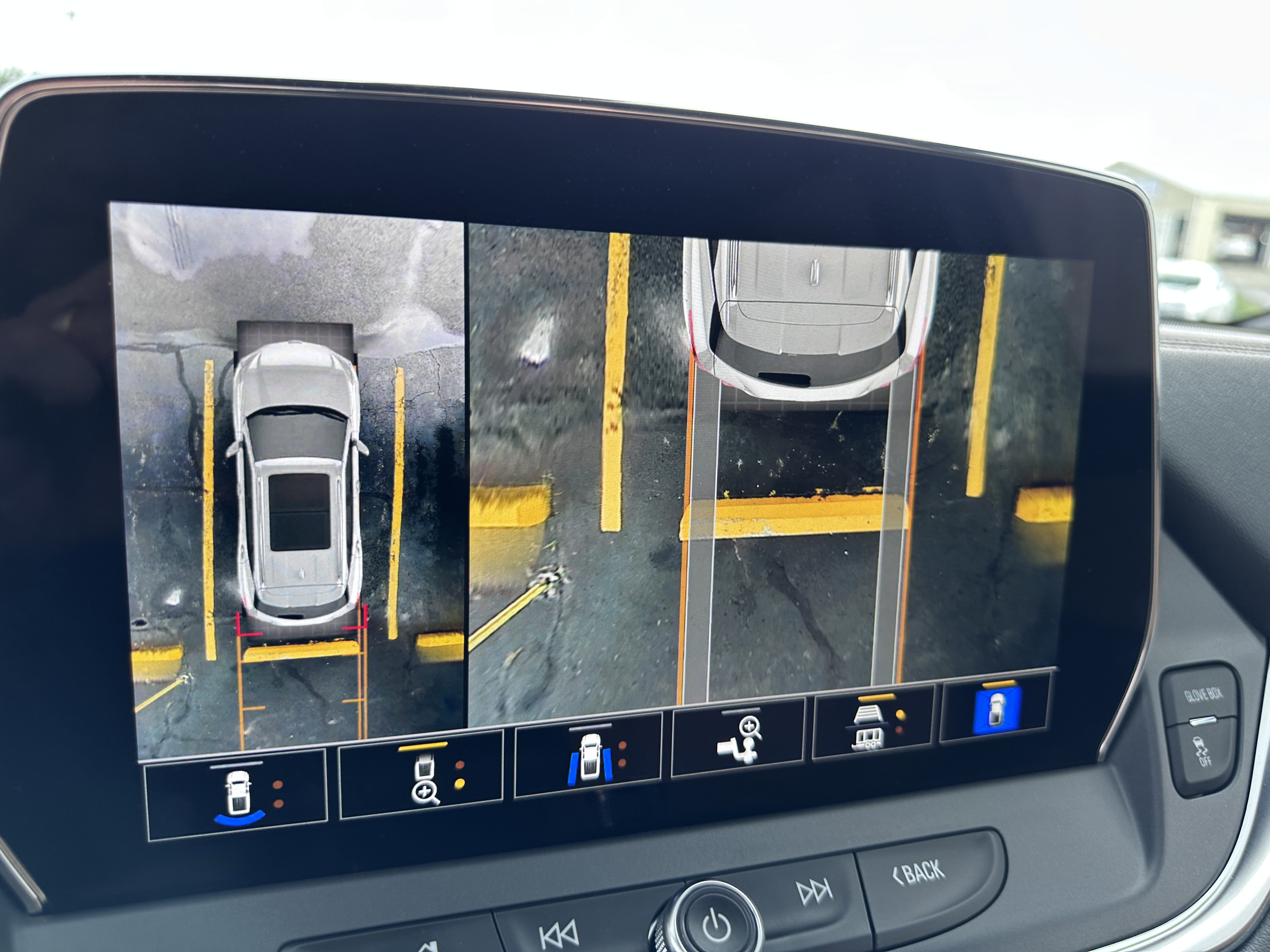 Used 2024 Chevrolet Blazer Premier w/ Driver Confidence II Package image 24