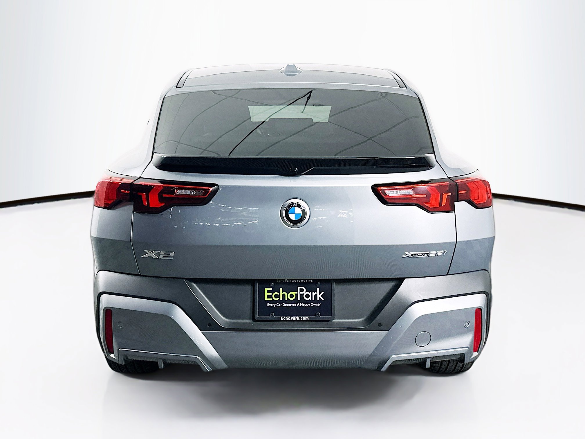 Used 2025 BMW X2 xDrive28i AWD/4WD image 7