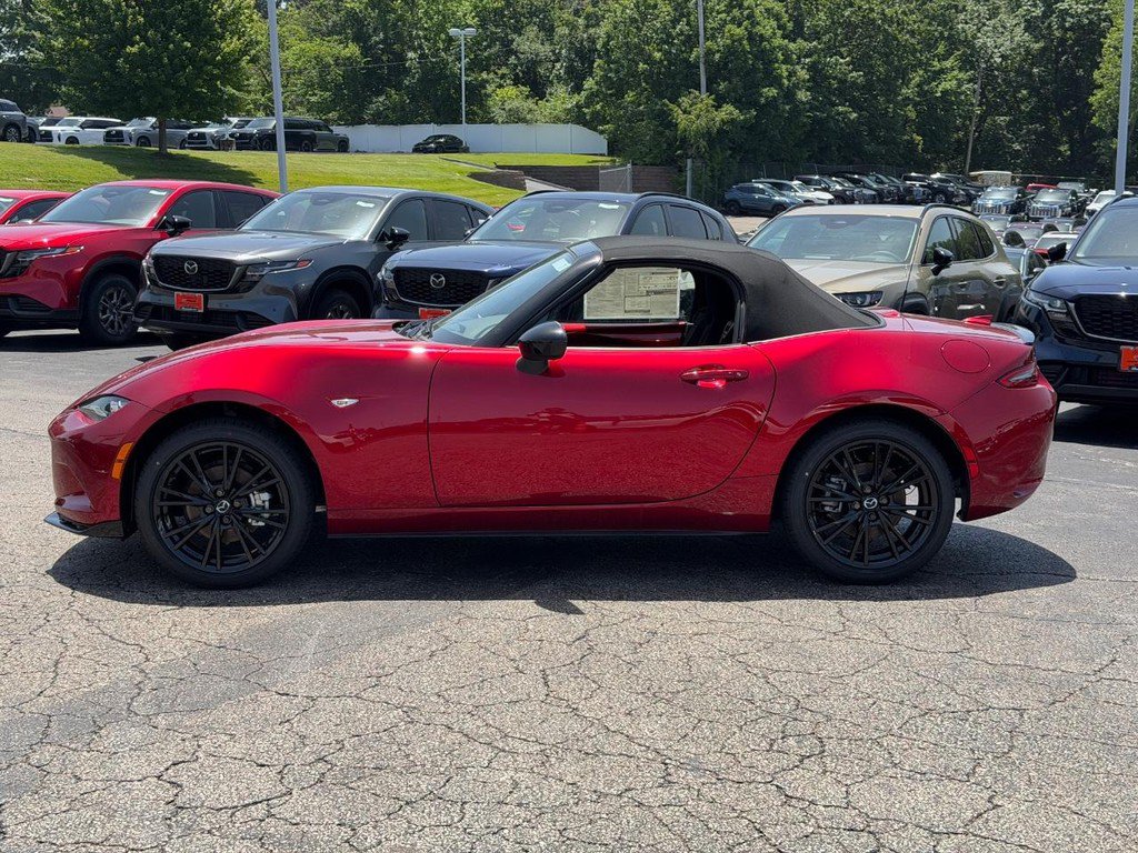 New 2026 MAZDA MX-5 Miata Club RWD image 2